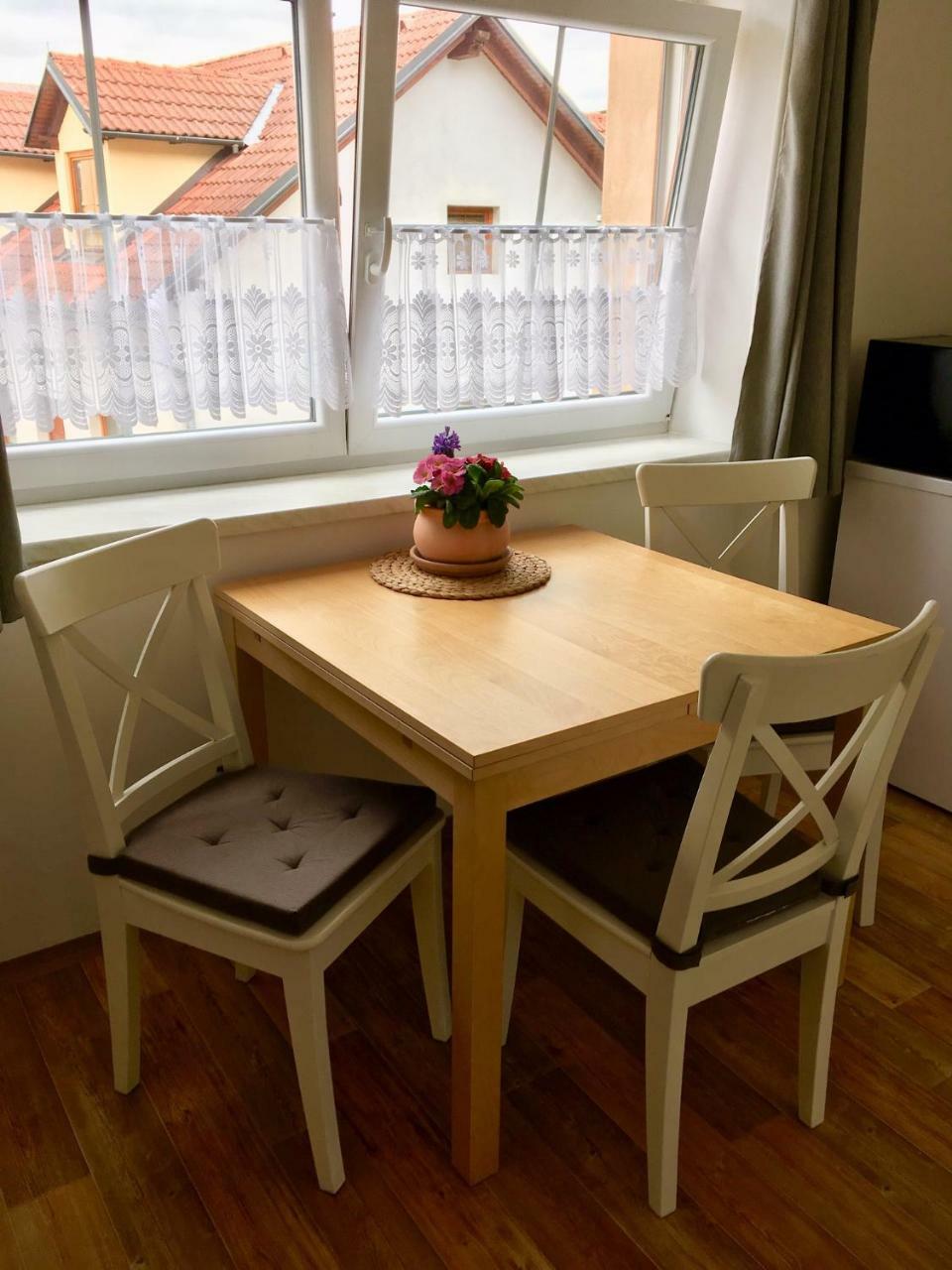 Apartmany A Ubytovani Mlynice ลิโตเวล ภายนอก รูปภาพ