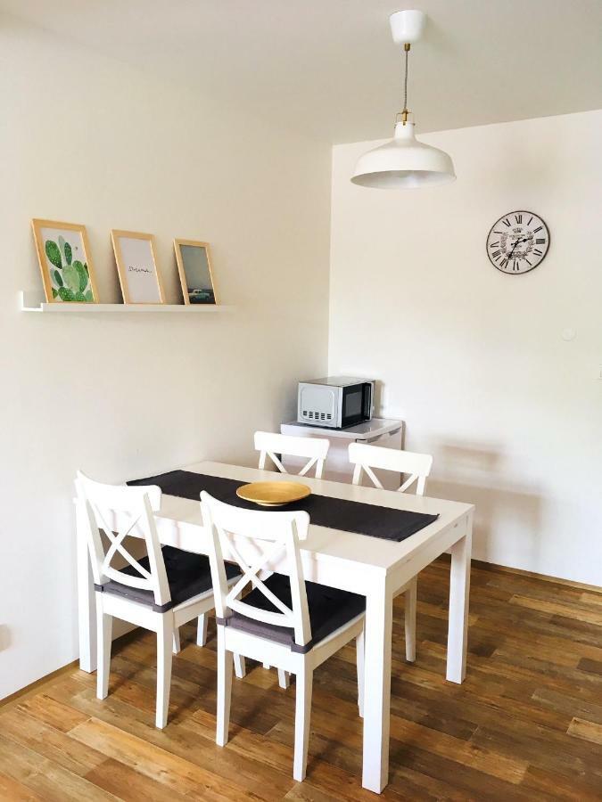 Apartmany A Ubytovani Mlynice ลิโตเวล ภายนอก รูปภาพ