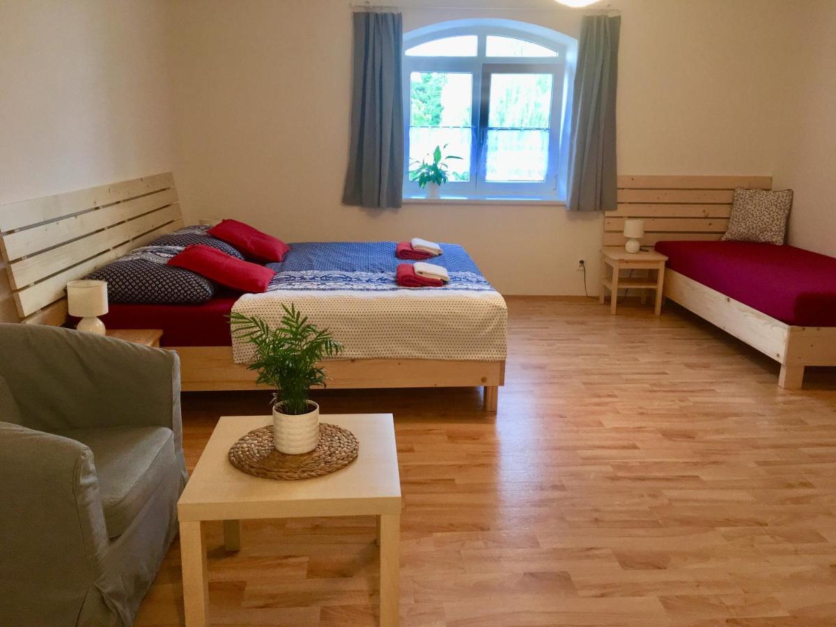 Apartmany A Ubytovani Mlynice ลิโตเวล ภายนอก รูปภาพ